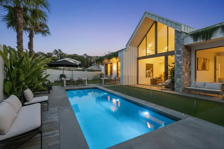 2 Kanooka Crescent, Bogangar NSW 2488