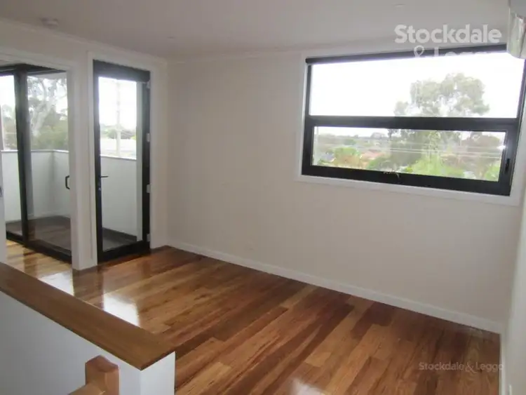 Fourth view of Homely apartment listing, 3/527 Grimshaw Street, Bundoora VIC 3083