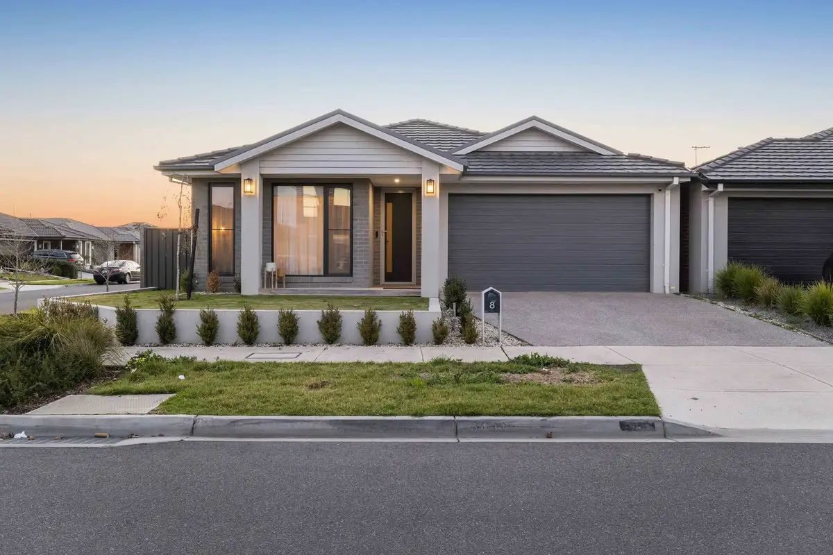 Main view of Homely house listing, 8 Magenta Street, Clyde North VIC 3978