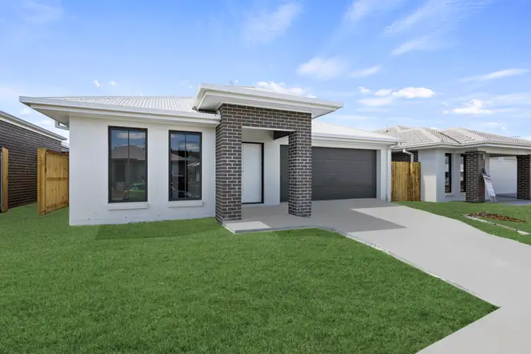6 Sugarloaf Crescent, Banya QLD 4551
