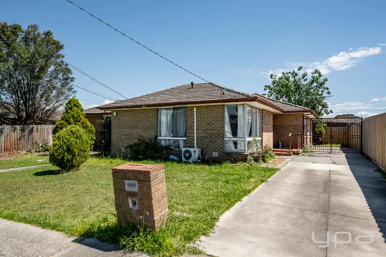 3 Dingley Close, Gladstone Park VIC 3043