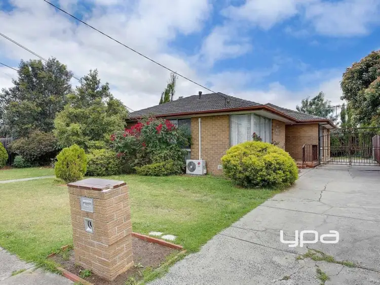 Main view of Homely house listing, 3 Dingley Close, Gladstone Park VIC 3043