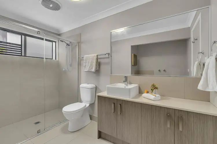 Sixth view of Homely apartment listing, 4/19 Manson Parade, Yeronga QLD 4104