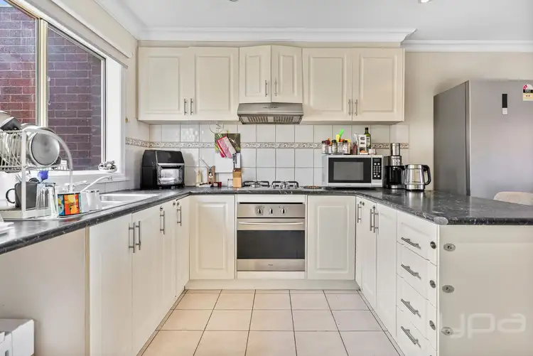 Fifth view of Homely unit listing, 2/3 Balmoral Close, Hillside VIC 3037