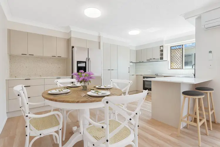 5/5-7 Tweed Street, Coolangatta QLD 4225