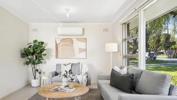 31 Adrian Street, Christie Downs SA 5164