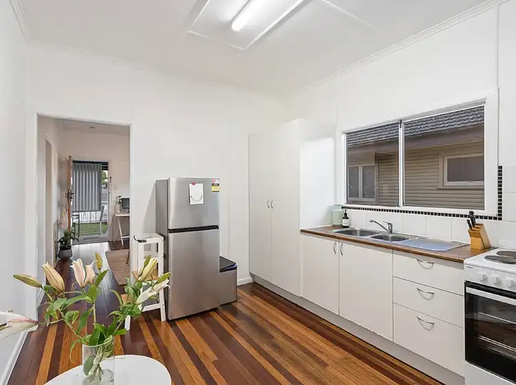 Fifth view of Homely house listing, 596 Oxley Avenue, Scarborough QLD 4020