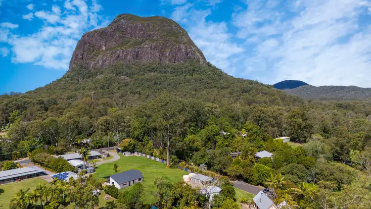196 Barrs Road, Glass House Mountains QLD 4518