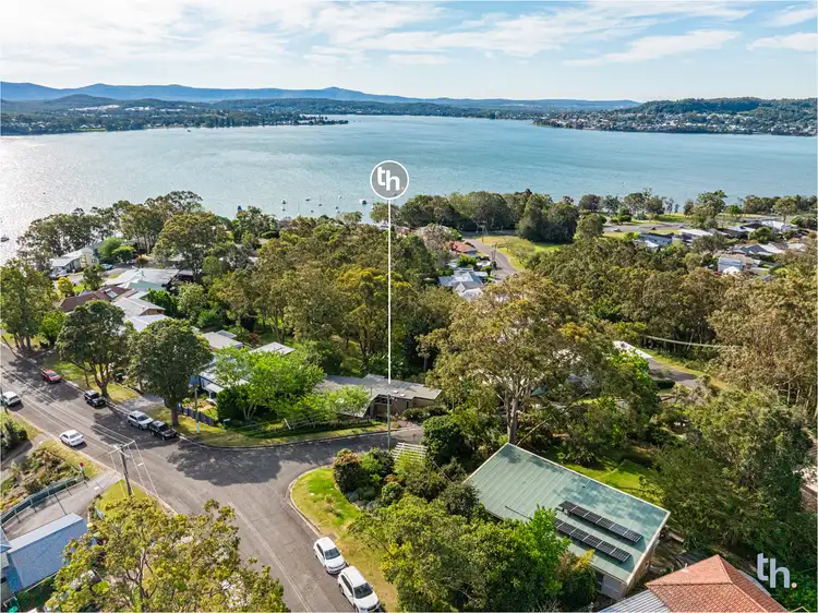 19 Harkins Street, Eleebana NSW 2282