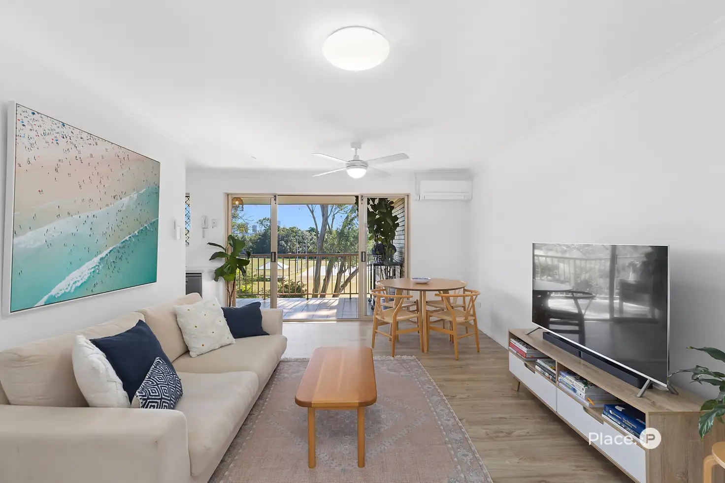 Main view of Homely unit listing, 4/46 Robinson Street, Coorparoo QLD 4151