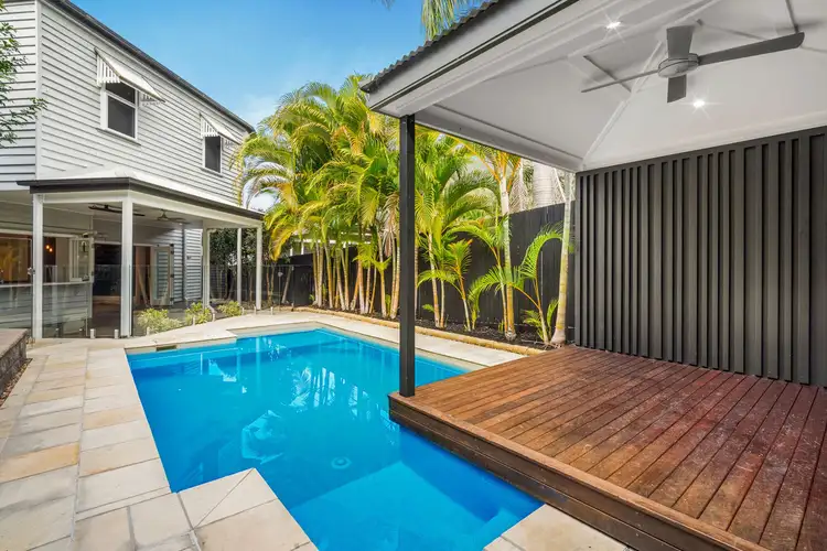 54 Dansie Street, Greenslopes QLD 4120