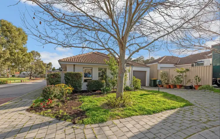 37 Merian Close