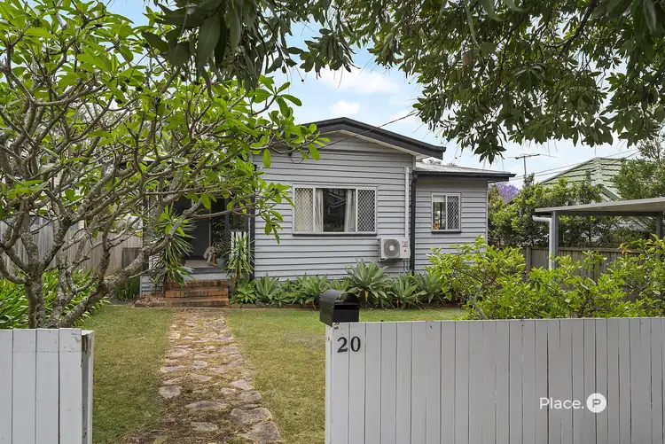 20 Burlington Street, Holland Park QLD 4121