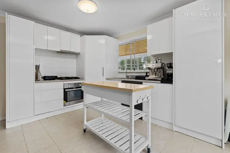 Second view of Homely house listing, 32 Eldershaw Drive, Forest Hill NSW 2651