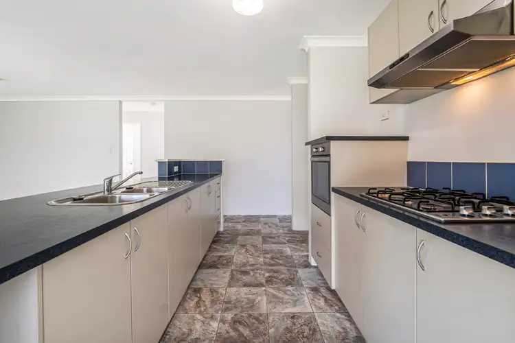 Fifth view of Homely house listing, 10 Arlette Pass, Lakelands WA 6180