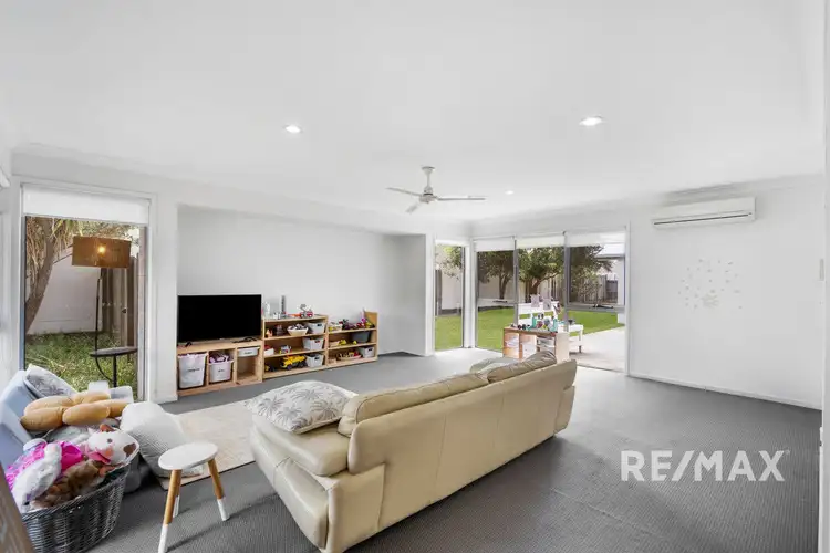 20 Silky Oak Avenue, Moggill QLD 4070