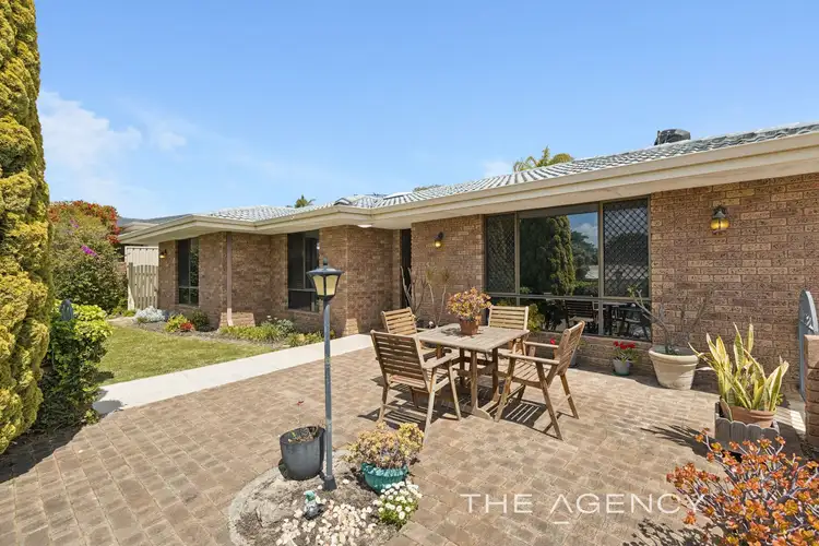 14 Dolphin Way, Beldon WA 6027