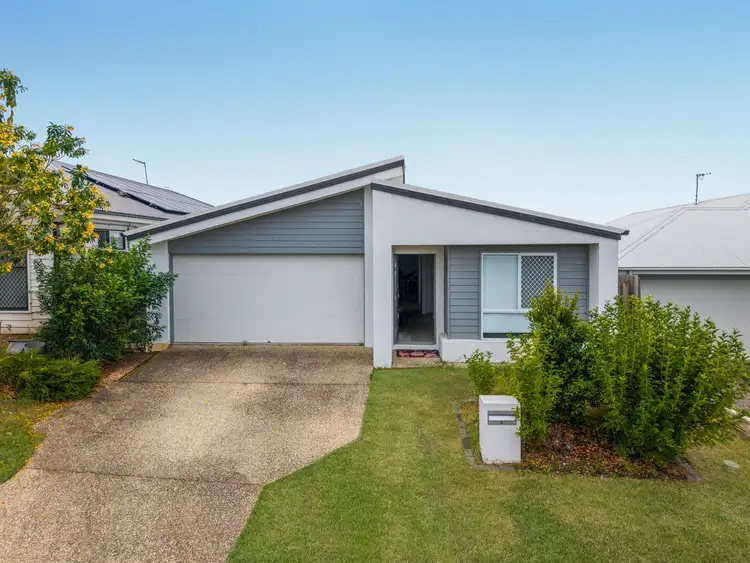 8 Pursuit Crescent, Griffin QLD 4503