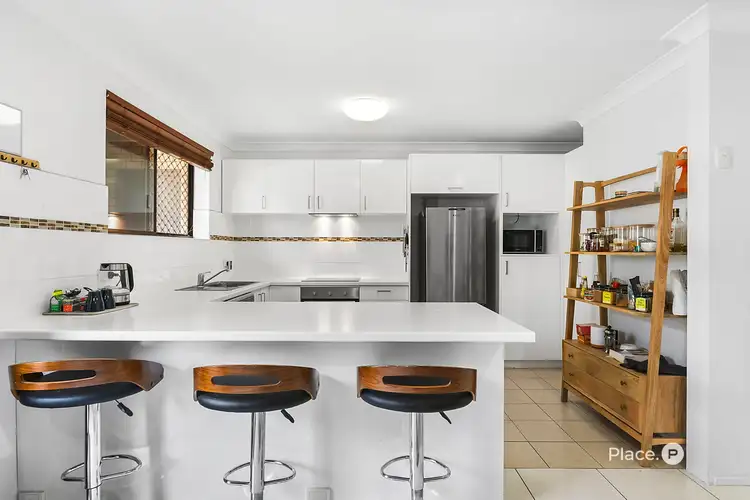 4/30 Wellington Street, Coorparoo QLD 4151