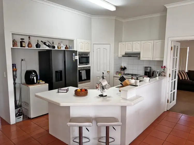 Second view of Homely house listing, 5 Cherniss Court, Success WA 6164