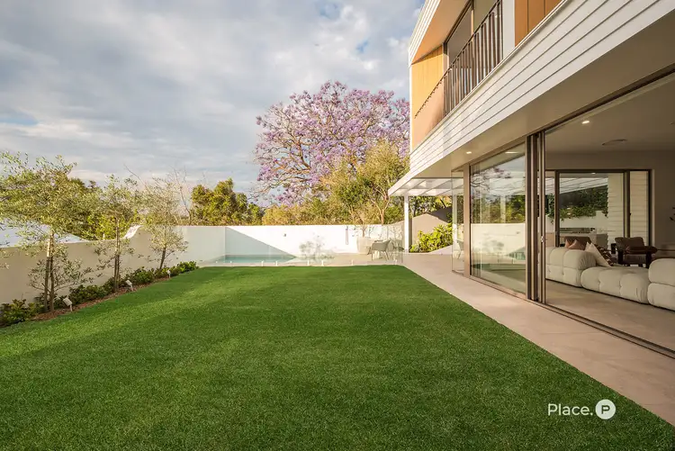 9 Belmont Crescent, Paddington QLD 4064