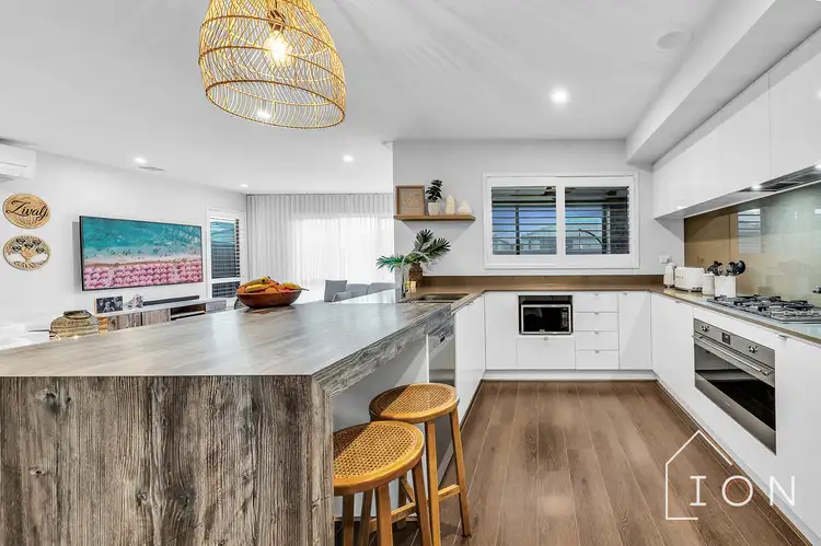 Fifth view of Homely house listing, 8 Dynasty Drive, Cranbourne South VIC 3977