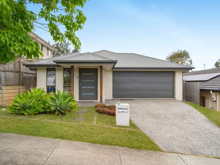 37 Beaufortia Street