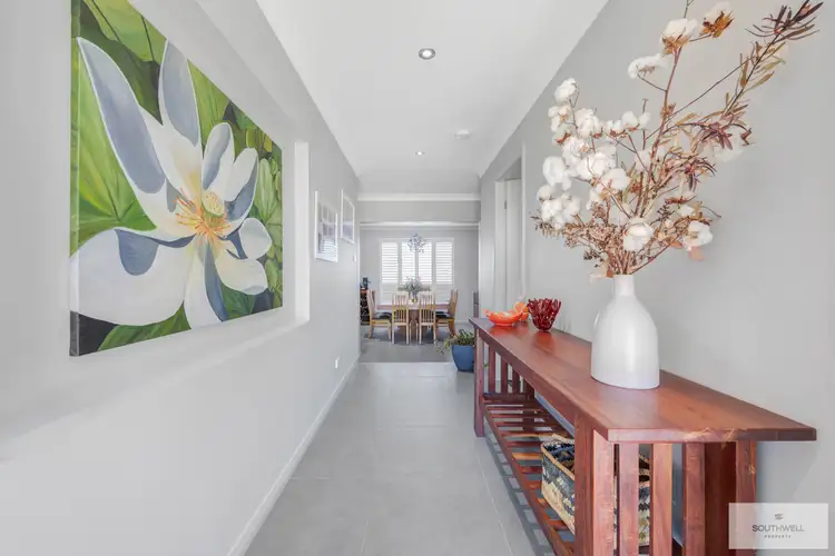 Fifth view of Homely house listing, 1 Garrison Court, Tamworth NSW 2340