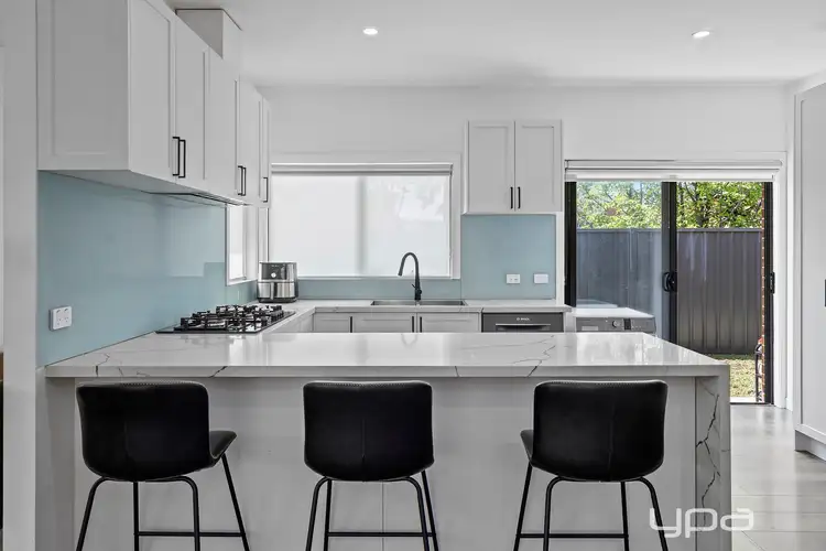 Second view of Homely unit listing, 2/7 Enid Court, Hillside VIC 3037