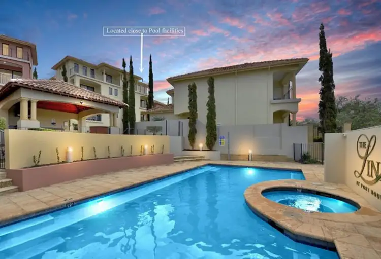 Second view of Homely townhouse listing, 10/2 The Pass, Dawesville WA 6211