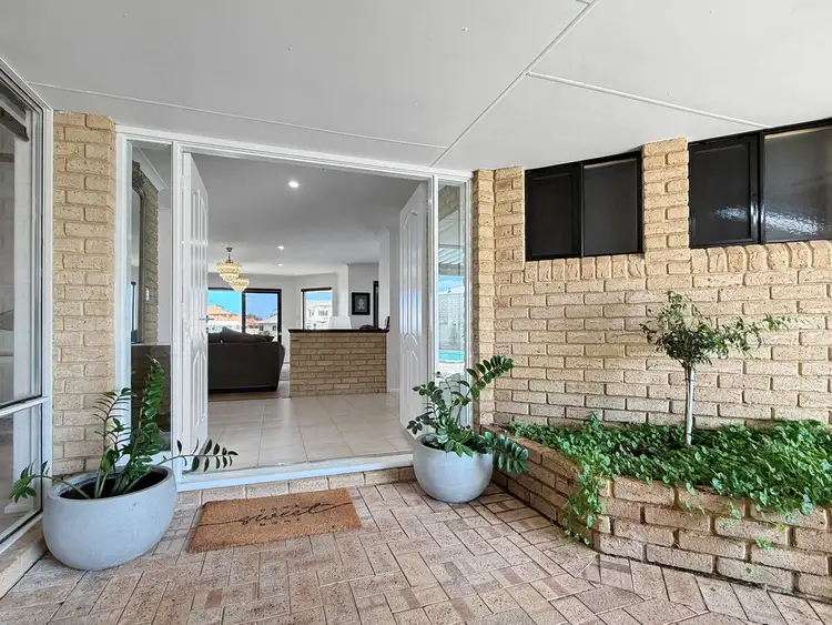 Fifth view of Homely house listing, 8 De Grey Close, Dudley Park WA 6210