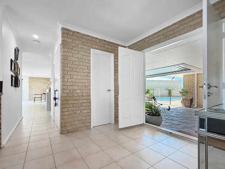 Sixth view of Homely house listing, 8 De Grey Close, Dudley Park WA 6210