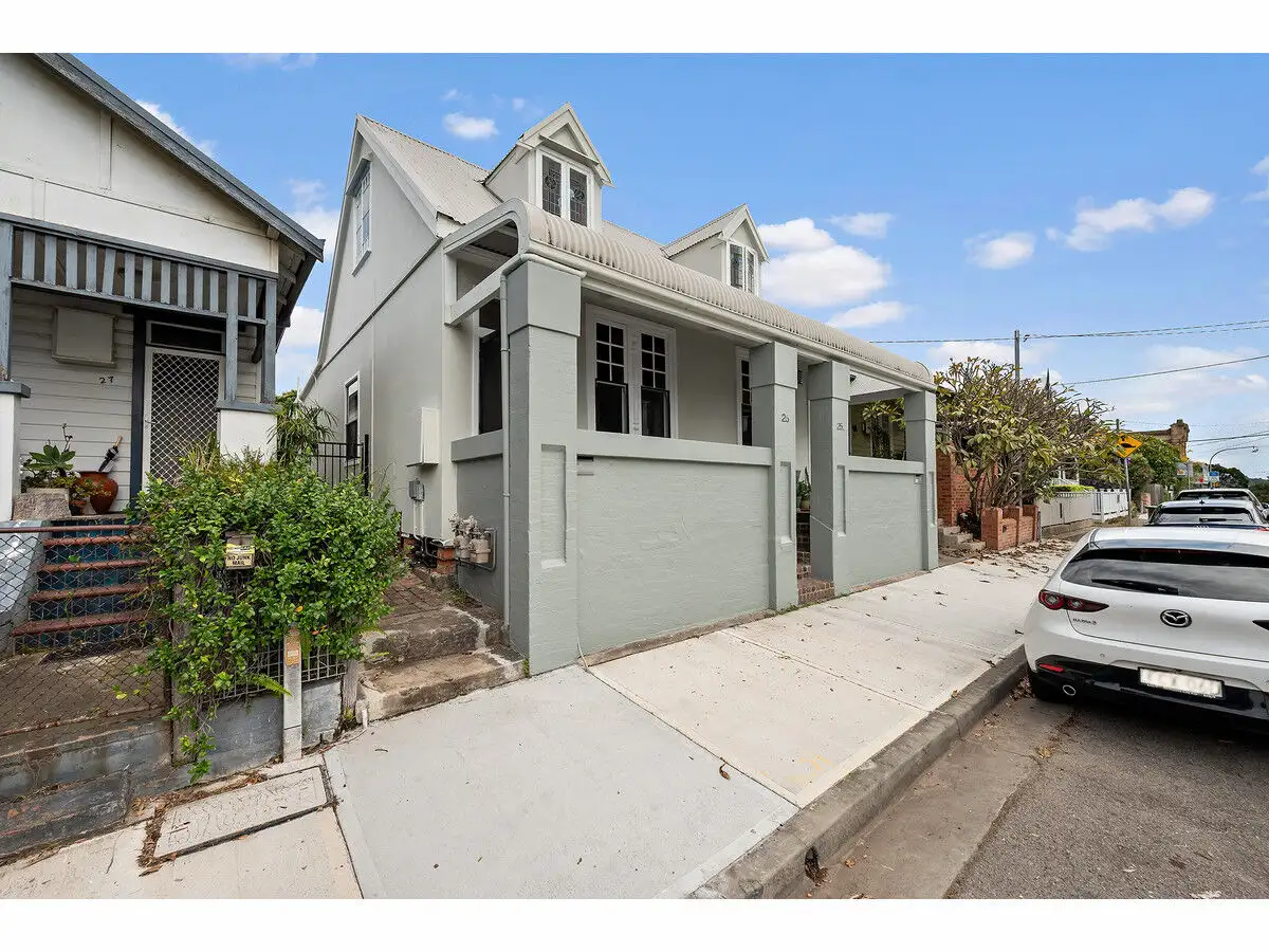 Main view of Homely townhouse listing, 1/25 Elizabeth Street, Tighes Hill NSW 2297