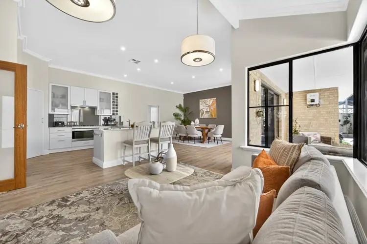 3 Whitecliffe Square, Iluka WA 6028