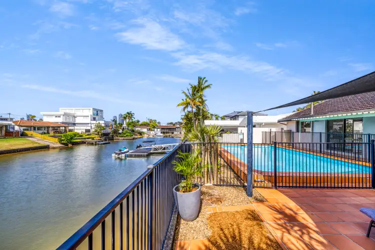11 Ensenada Court, Broadbeach Waters QLD 4218