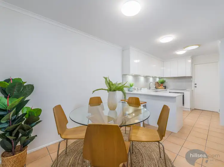 Fifth view of Homely semi-detached listing, 2/10 Metro Crescent, Oxenford QLD 4210