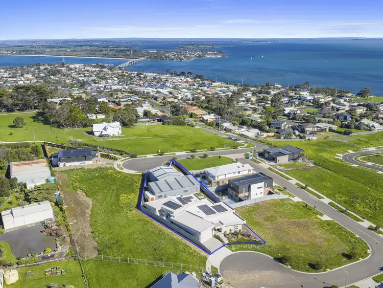 4 Capella Court, San Remo VIC 3925