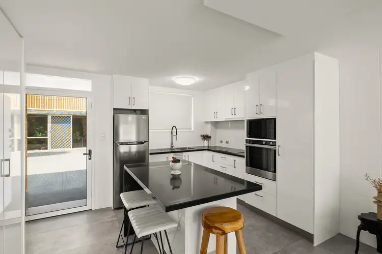 4/286 The Esplanade, Burleigh Heads QLD 4220