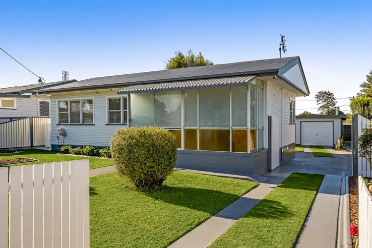 215 North Street, Rockville QLD 4350