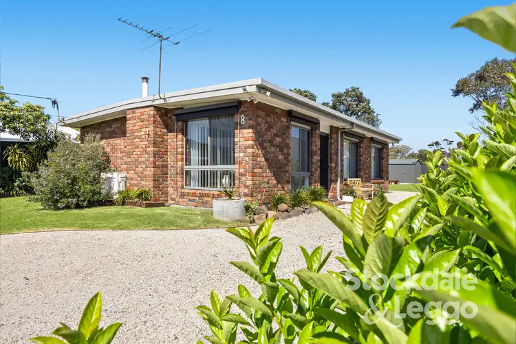 8 Hilary Avenue, Mccrae VIC 3938