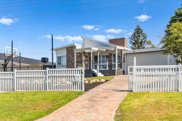3 Quinns Parade, Mount Eliza VIC 3930