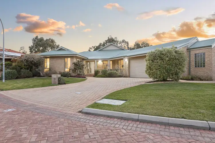 5 The Lanterns, Carine WA 6020