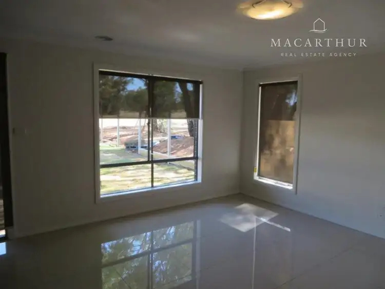 Third view of Homely unit listing, 2/20 St Pauls Place, Gobbagombalin NSW 2650