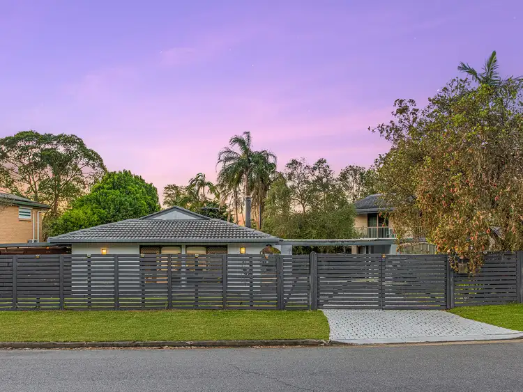 25 Tyrrell Road, Jamboree Heights QLD 4074