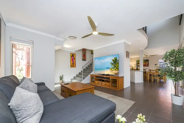 15D Gresham Street, Victoria Park WA 6100