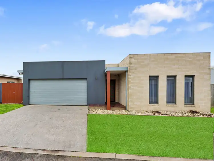 Main view of Homely townhouse listing, 3/6 The Esplanade, Dennington VIC 3280