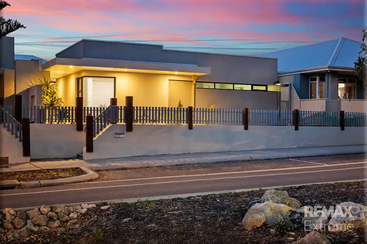 84 Shorehaven Boulevard