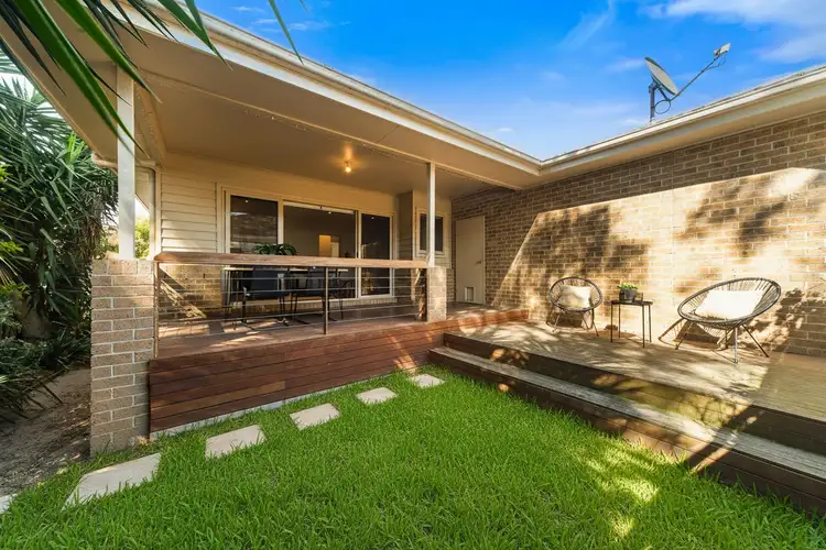 Main view of Homely house listing, 2/21 Rosslyn Avenue, Seaford VIC 3198