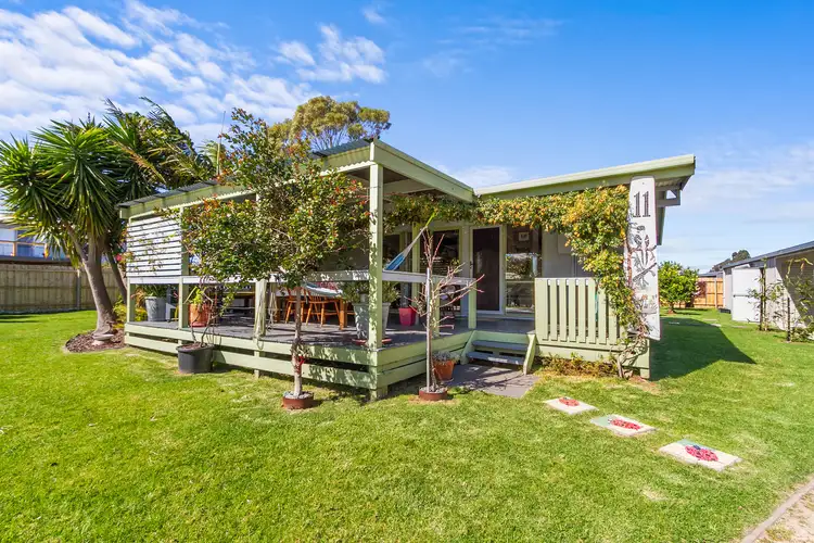 11 Magpie Avenue, Metung VIC 3904