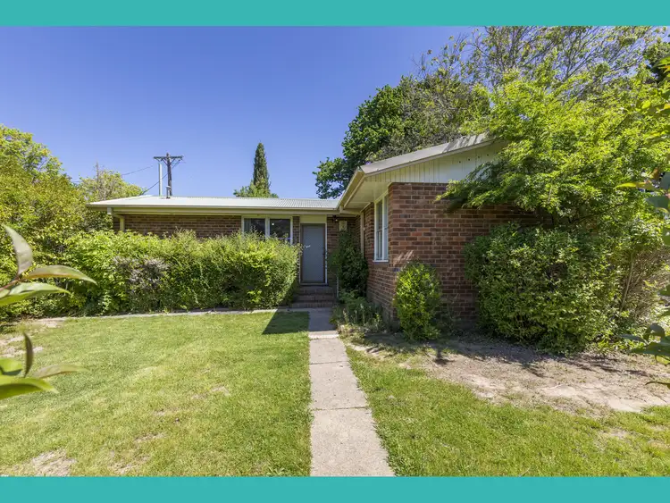 146 Captain Cook Crescent